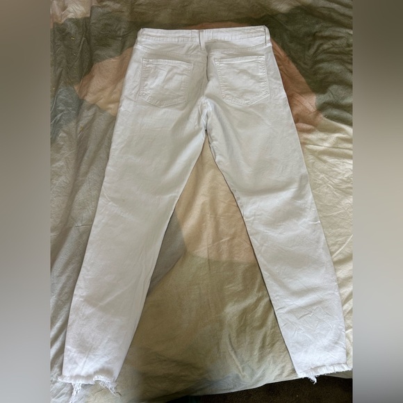 Just Black Women's White Frayed Hem Jeans - Picture 4 of 4